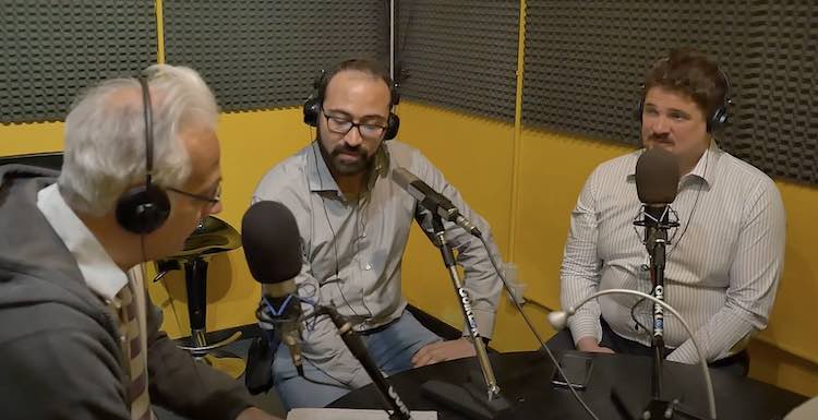 Spesso non viene aggirata la legge, ma viene spostata la responsabilità da un punto a un altro, ovvero dal costruttore all'utilizzatore finale, che spesso non sa cosa si sta portando a casa nel momento in cui acquista una macchina.